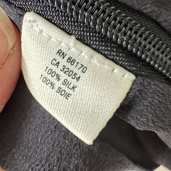 Anthropologie l 0 Maeve Lightweight Navy Silk Dolman Kimono Sleeve V-Neck Blouse - Picture 8 of 9